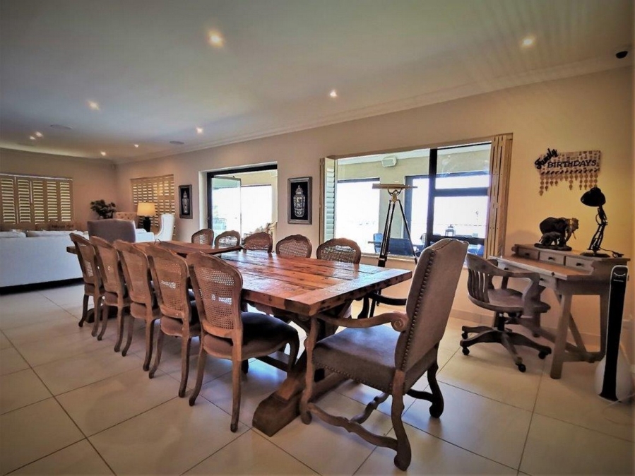 4 Bedroom Property for Sale in Monte Christo Western Cape